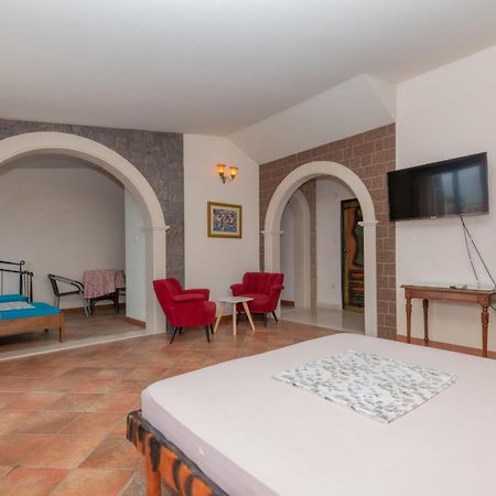 Apartments Magic Time Подстрана Екстер'єр фото