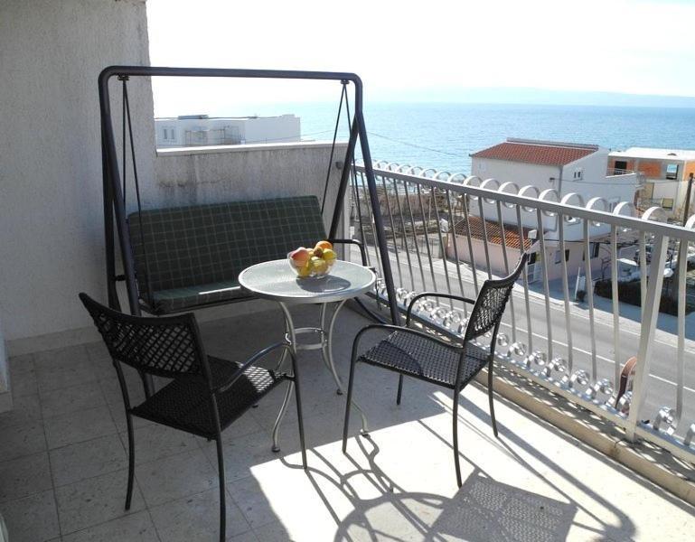 Apartments Magic Time Подстрана Номер фото